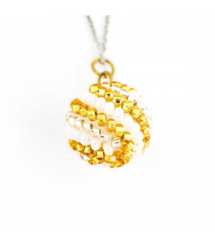 Korálky Janka přívěsek zlatobílá kulička s perlou, P014